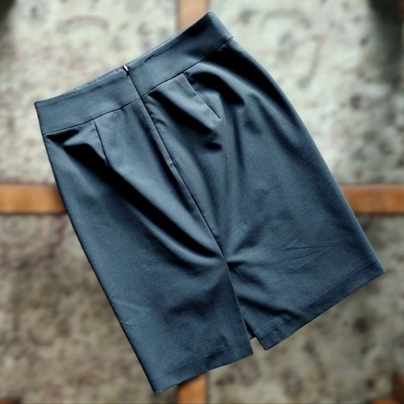 Banana Republic black above knee pencil skirt 0P (27" waist) - Picture 5 of 13